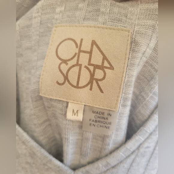 Chaser Gray Ribbed V-Neck Top - Picture 3 of 4